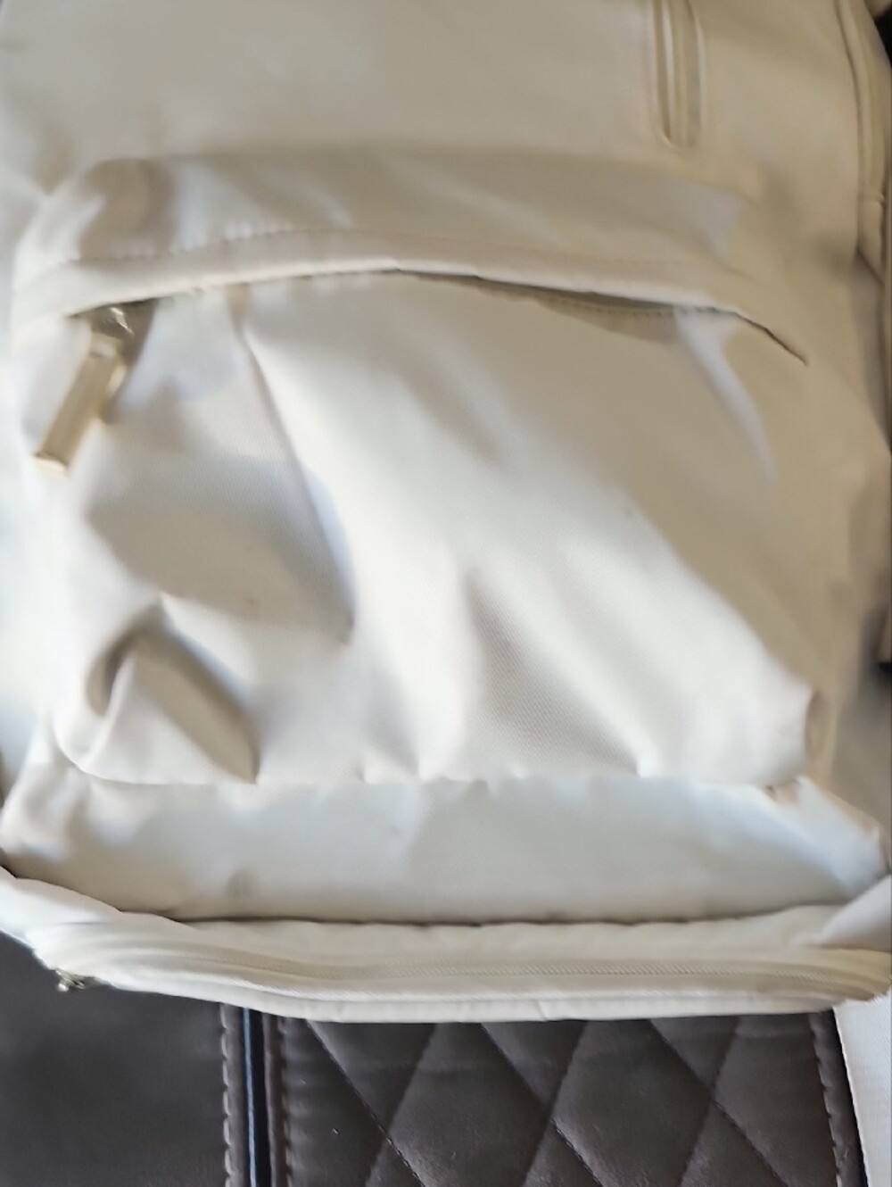 White Men’s Backpack – Minimal Travel & Everyday Bag - Picture 12 of 16